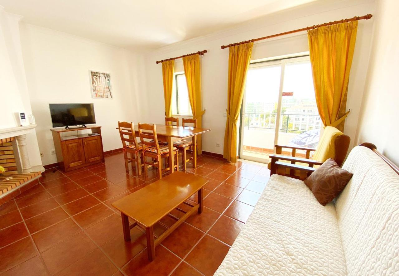 Carvalhal Apartment Quarteira